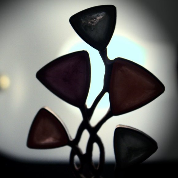 [UNKNOWN] Branching Necklace with Pastel Pyramids - Picture 14 of 14